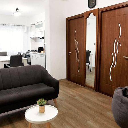 Bta Apartment Manastur Cluj-Napoca Eksteriør billede